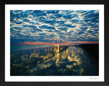 Load image into Gallery viewer, Sunrise at 80 Mile Beach