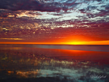 Load image into Gallery viewer, Sunset over 80 Mile Beach